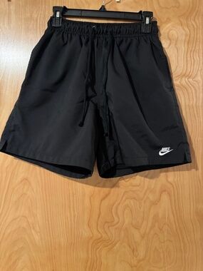 Nike Mens Shorts Size Small